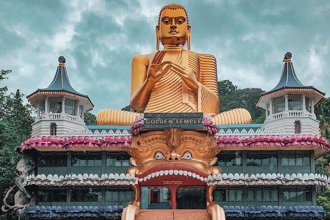08 - Day Classic Tour with English speaking drive and Private luxury vehicles - Sigiriya Rock and the road to Kandy