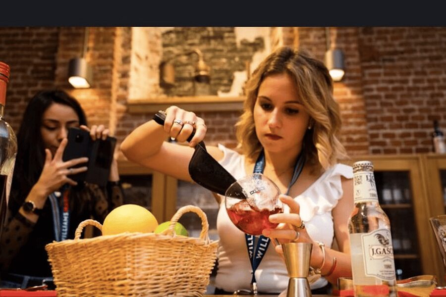 #1 Benidorm Club Crawl with Free Drinks & VIP Entry - Key points to know before you book