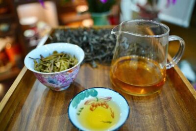 1 Day – 1/2 Day Hanoi City – Luxury Bus, Lunch, Train Street