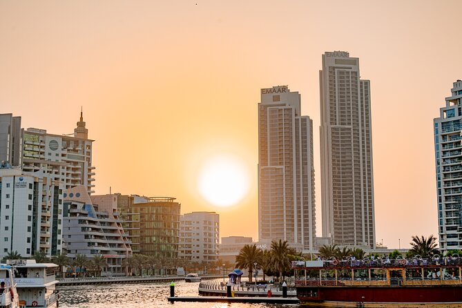 1 HR - Dubai Marina Luxury Yacht Tour - What is included for $25.12