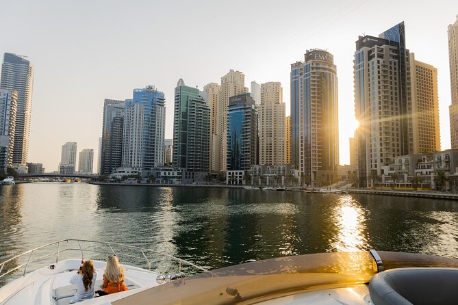 1 HR - Dubai Marina Luxury Yacht Tour - Life onboard: music, drinks, and bare feet