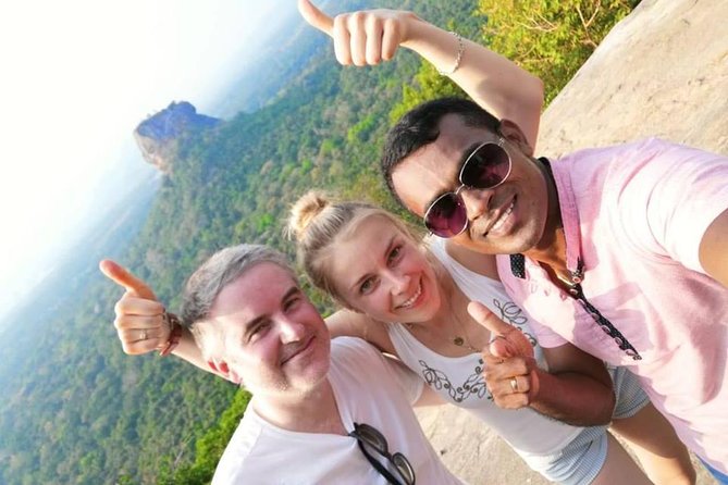 10 Days Tour in Sri Lanka (Hotels with Breakfast & Luxury Car) - Galle and the southern coast: beaches with different personalities