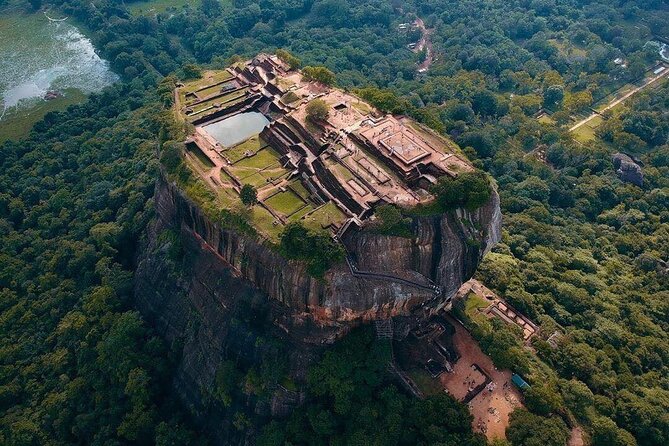 14 Days Tour in Sri Lanka - Fortnight Expedition with Luxury Hotels - Sigiriya and the ancient cities