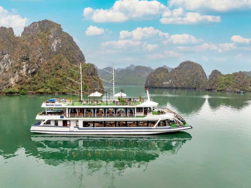 2-Day: Hanoi - Ninh Binh - Halong Bay Luxury Cruise - Day one begins with temples and karst peaks