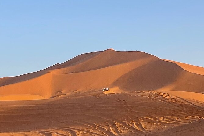 2 Day Luxury Desert Tour from Fes to Fes or Marrakech - Sunrise, showers, and the return to Fez