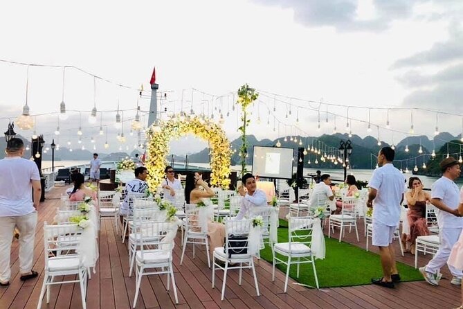 2-Day Luxury Halong Bay Aspira Cruise from Hanoi - Cabins, bathrooms, and comfort details