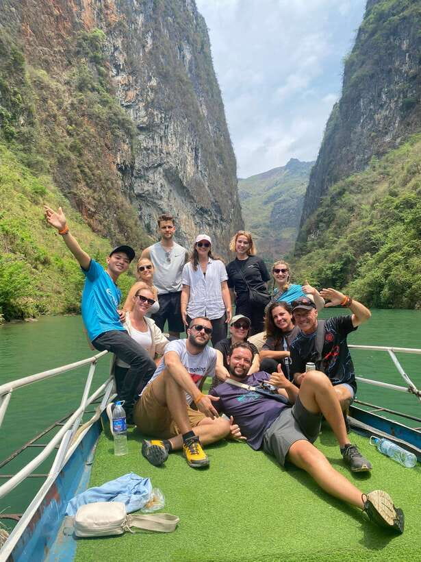 2-day Motorbike Ha Giang Loop Luxury Tour With Easy Rider - Can Ty Pass and lunch in Yen Minh