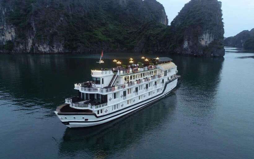 2-Day Peaceful in Bai Tu Long Bay with Luxury Cruise - From Sunworld Harbor to Cap La Island