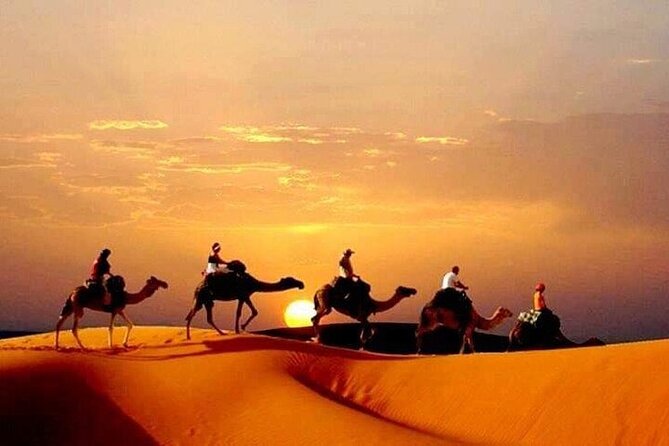2 Days Luxury Tour to Merzouga Desert from Fez with Small Group - Midelt brings lunch and a long road pause