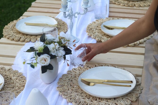 2-Hour Luxury Picnic in Cluj-Napoca Romania - Food and drinks require a separate plan