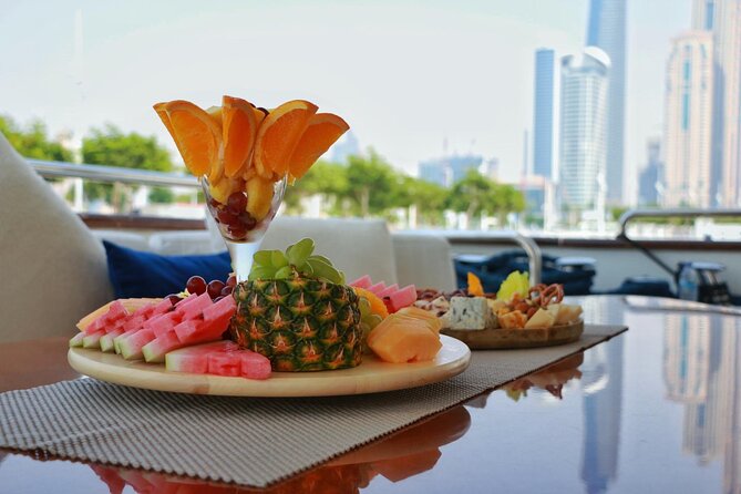 2 hours Dubai private luxury yacht 55ft tour - How the $390.78 group price works