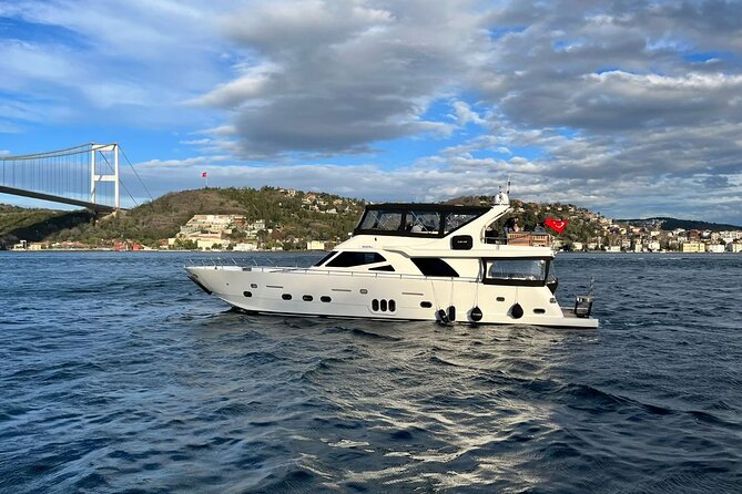 2 Hours Luxury Private Yacht Cruise on the Bosphorus - Rumeli Fortress at the narrowest point