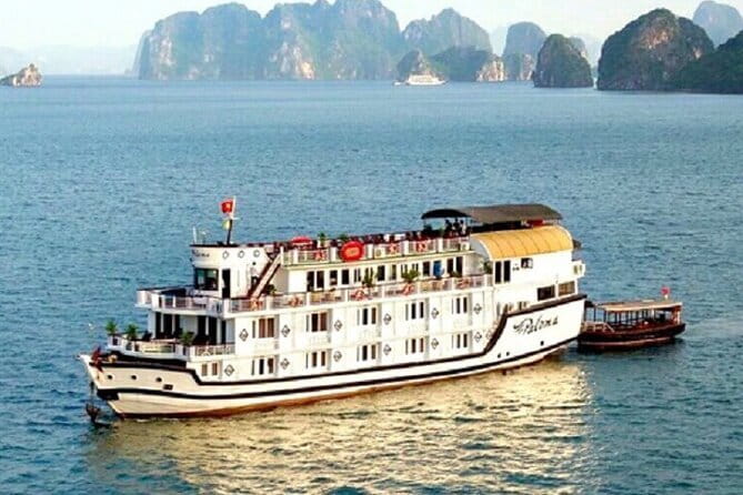 2D1N Bai Tu Long Bay cruises - Choosing Between Hanoi Pickup and the Port Meeting