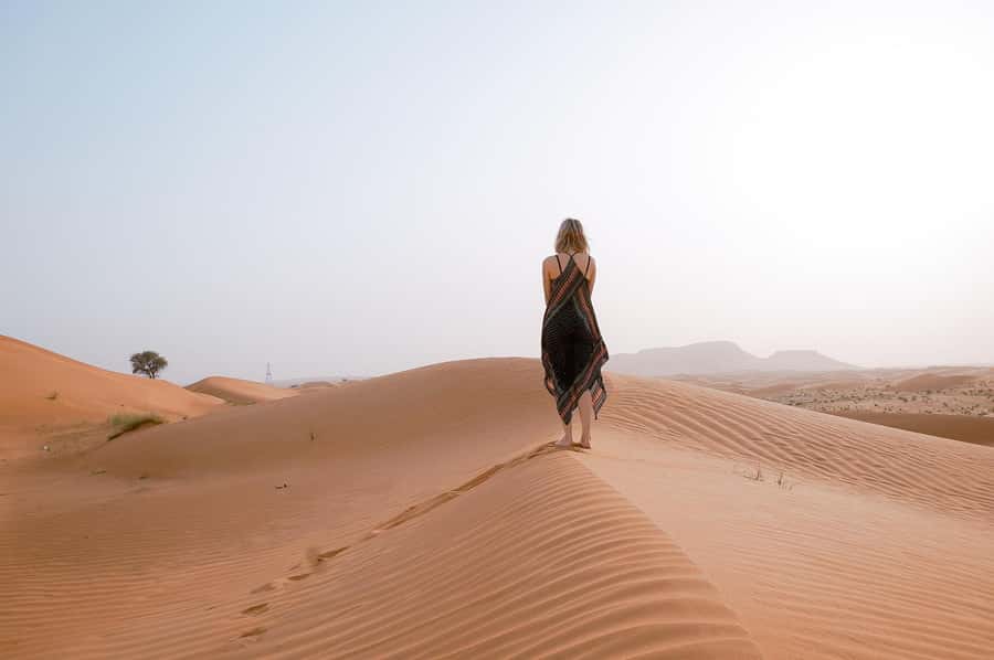 2Days Desert Tour From Fez: Round-Trip with Luxury Camp stay - Midelt lunch and the changing scenery