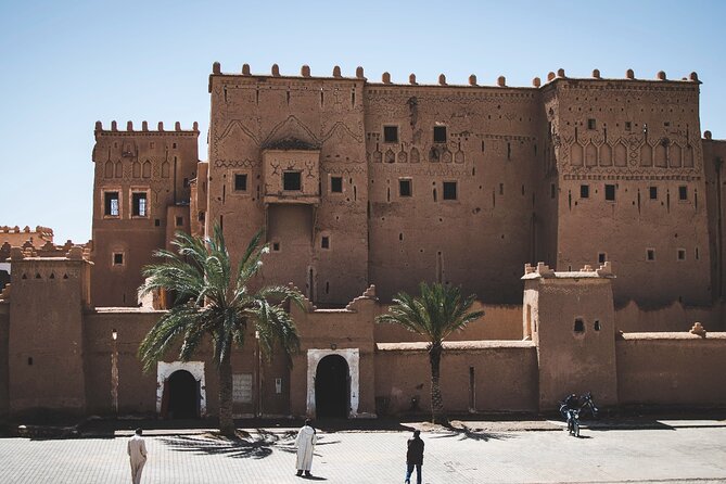 3 Days merzouga desert luxury camp from Fes to Marrakech - What to pack for comfort