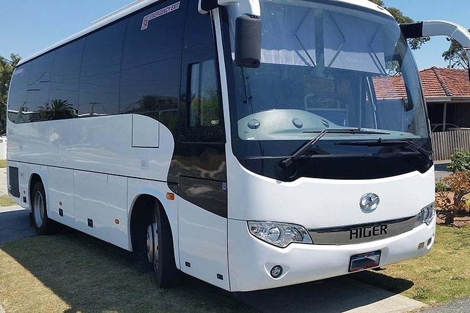 33 Seater Luxury Bus Rental Dubai - Building a Dubai day around your own stops