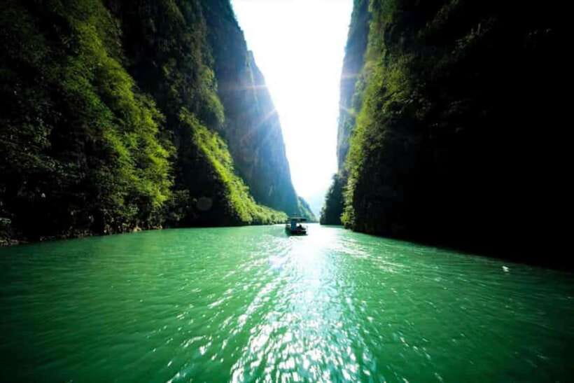 4-day Motorbike Ha Giang Loop Luxury Tour With Easy Rider - Riding with an Easy Rider instead of driving yourself