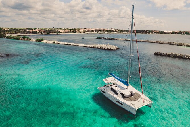 4H Luxury 44' Catamaran All-Inclusive in Tulum & Playa del Carmen - Fishing turns lunch into part of the adventure