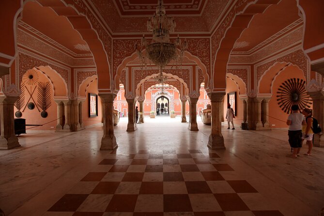 5 Day Private Luxury Golden Triangle trip Agra &Jaipur from Delhi - Day 1: Arriving in Delhi without arranging a taxi