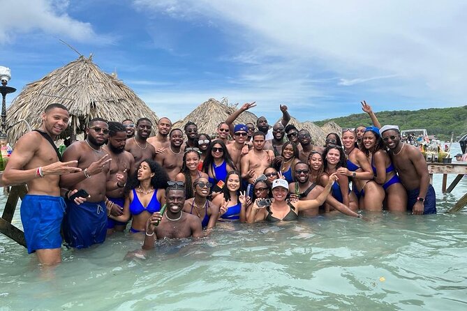 5 Islands VIP Escape : Snorkeling, Private Lunch & Open Bar - Cholón, where the quiet disappears