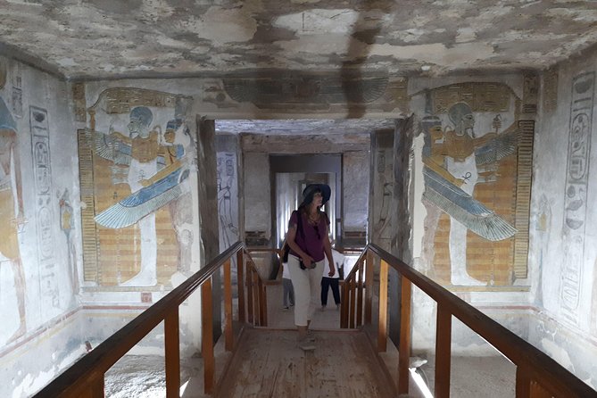 6 Days Luxury Egypt Tour - Alexandria’s Roman remains and modern library