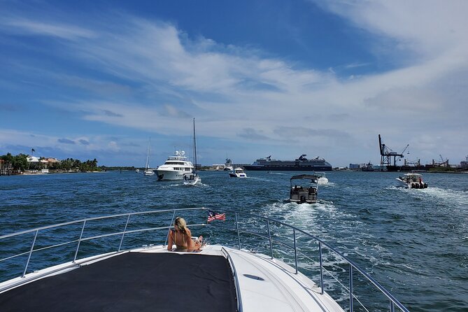 60ft Luxury Yacht Charter in Fort Lauderdale, Florida - Food, lunch, and onboard celebrations