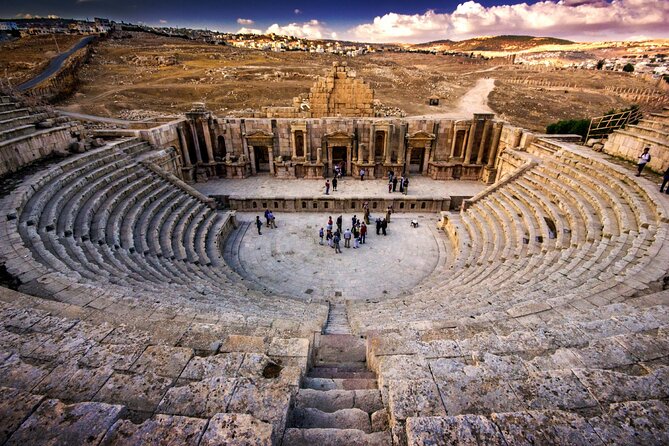 7 Days - 6 Nights Jordan Private Luxury Tour All Inclusive - Day 1: A gentle arrival through Queen Alia Airport