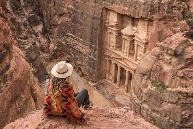 7 Days - 6 Nights Jordan Private Luxury Tour All Inclusive - Day 2: Ajloun Castle and the broad Roman streets of Jerash