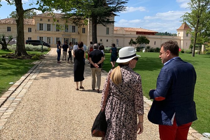 A day in Saint-Emilion in a small group (Electric Luxury Van) - Two château styles at Château La Croizille