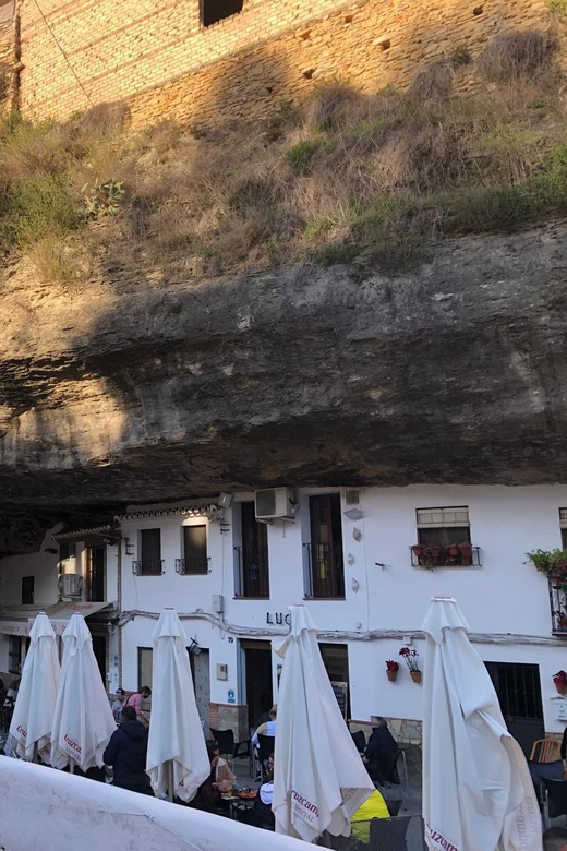 ab Marbella/Estepona: VIP-Tour Ronda + Setenil d. l. Bodegas - Key points at a glance