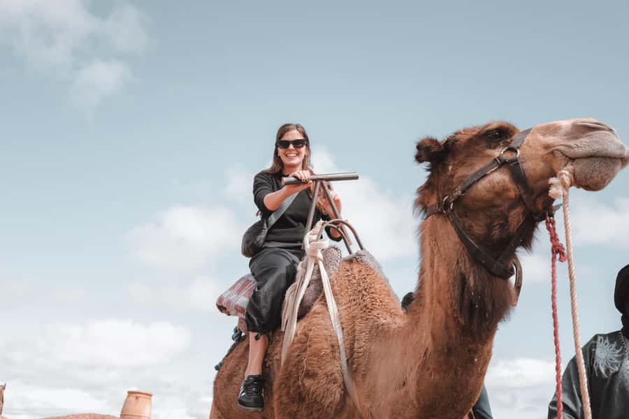 Agafay Desert: Inara Camp Luxury Private Lunch w/ Camel Ride - Who should book this outing