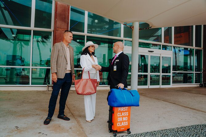 Airport Arrival VIP Meet and Greet Assistance Service - Why the private format helps groups