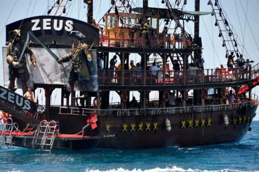 Alanya: Luxury Mega Pirate Boat W/ Lunch, Drinks & Transfer - Key points to know before you book