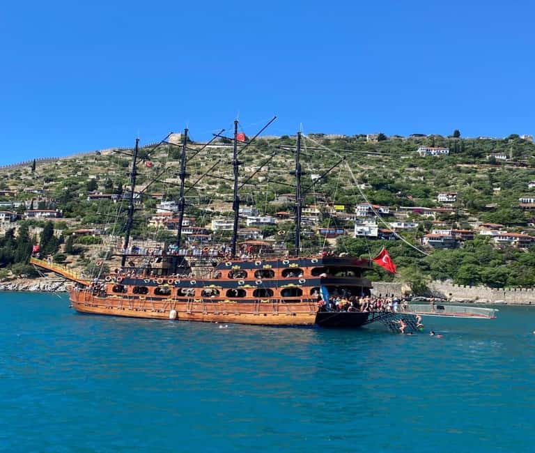 Alanya: Luxury Pirate Boat with Lunch & Unlimited Drinks - Boarding Alanya’s biggest pirate ship