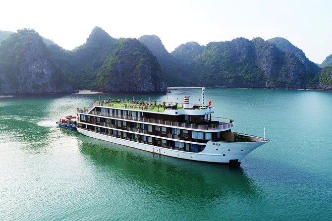 All-Inclusive 2 Day/1 Night Halong Luxury Cruise, Meals, Cave, Kayaking,Swimming - Day one: Bai Tu Long Bay, lunch, and the first limestone views
