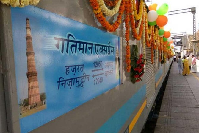 All Inclusive Luxury Taj Mahal Tour from Delhi by Express Train - The Taj Mahal: three hours at the main event