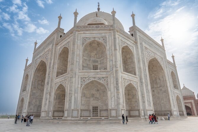 All Inclusive Private Taj Mahal Luxury Tour from Delhi by Car - The guides can shape the whole day