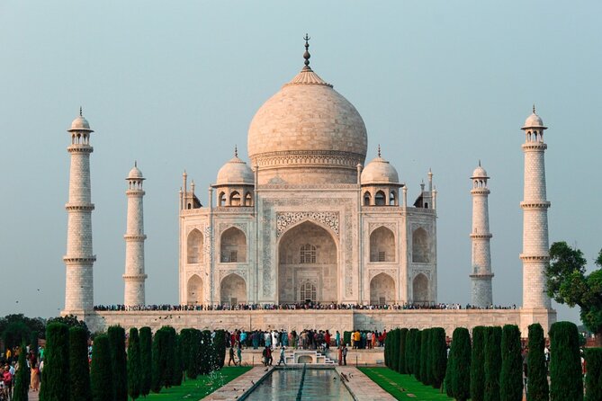 All Inclusive Private Taj Mahal Luxury Tour from Delhi by Car - Who should book this Agra day trip?