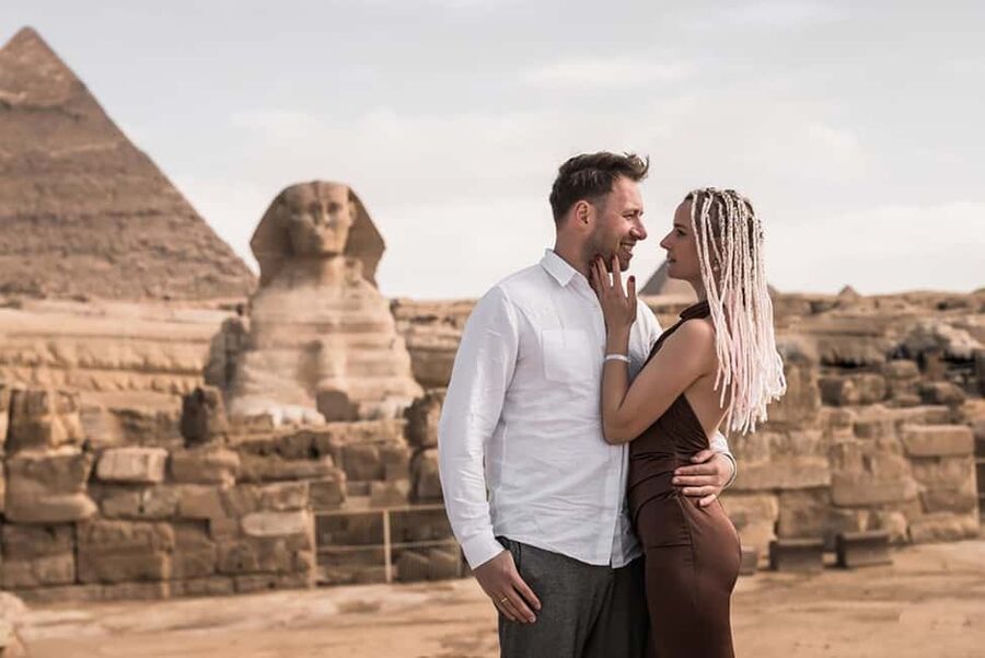 All-inclusive private Trip Pyramids Sphinx, Camel, VIP Lunch - Cheops, Chephren, and Mykerinus on the Giza Plateau