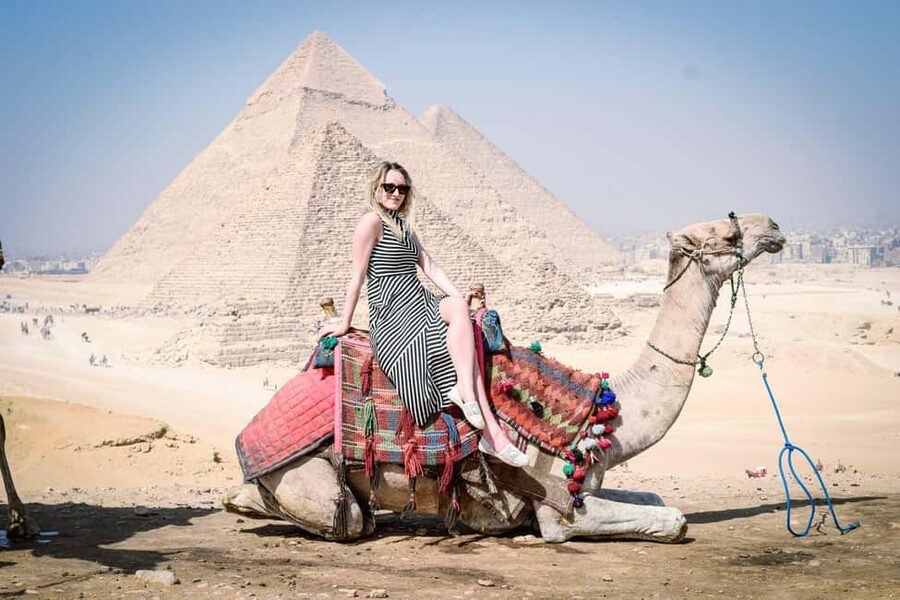 All-inclusive private Trip Pyramids Sphinx, Camel, VIP Lunch - Egyptian lunch at a VIP local restaurant
