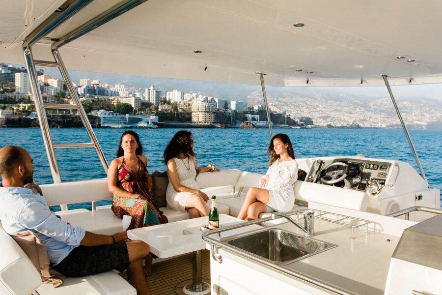 All Inclusive Whale and Dolphin Watching Luxury Tour - The secret stop and the Cabo Girão swim