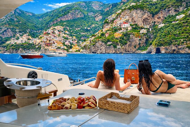 Amalfi Coast Private Boat Tour – Luxury Experience - Conca dei Marini and lunch by the water