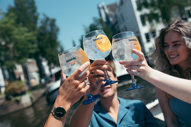 Amsterdam: Luxury Boat Cruise Unlimited Cocktails, Beers & Wines - Key points to know before boarding