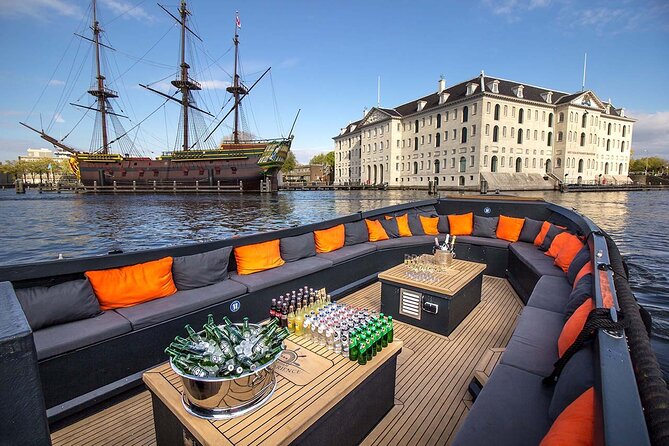 Amsterdam Luxury Canal Cruise + Unlimited Drinks & Bites option - Open boat or covered boat?