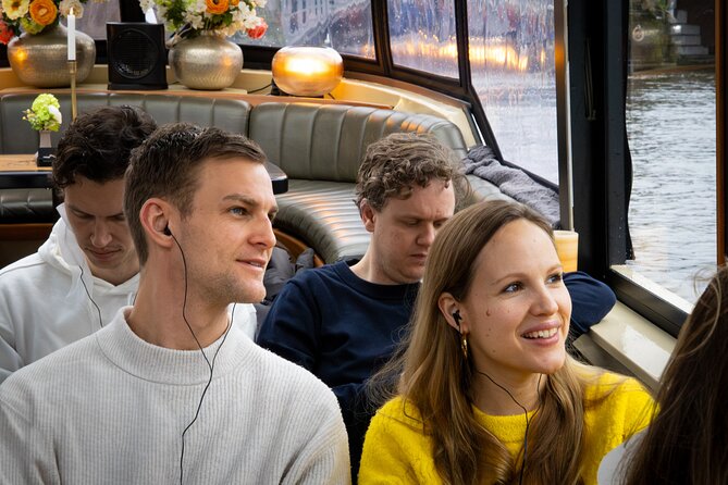 Amsterdam: Luxury Canal Cruise with Historic VR Experience - What you see from the boat