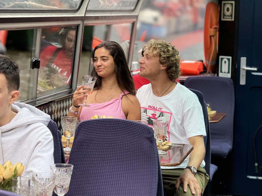 Amsterdam: Luxury Cheese & Wine Canal Cruise - Timing problems and what to do about them