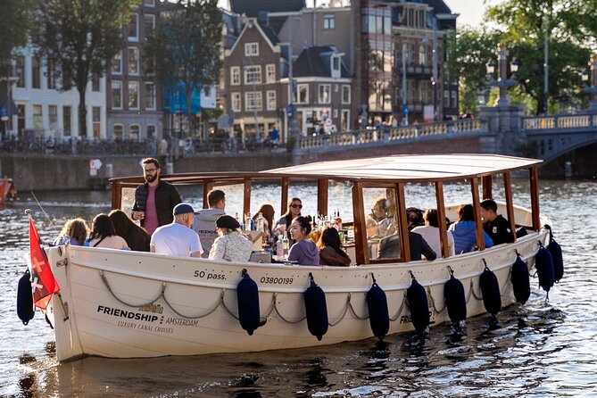 Amsterdam: Luxury Light Festival Cruise Unlimited Drinks Included - Seeing Amsterdam’s Light Festival from the water