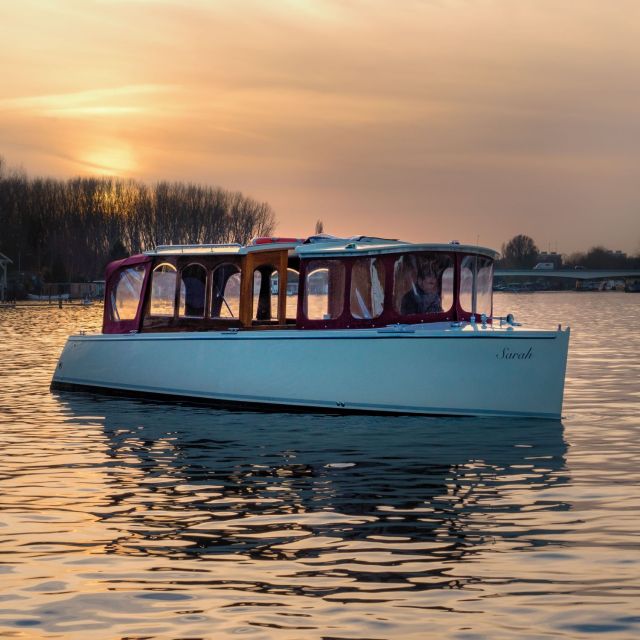 Amsterdam: Luxury Private Boat Tour - Herengracht and the grand canal houses