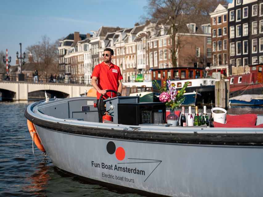 Amsterdam: Private Luxury Cruise with Drinks & Silent Disco - A Private 90-Minute Ride Through Amsterdam