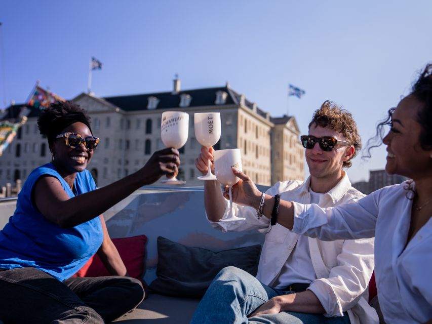 Amsterdam: Private Luxury Cruise with Drinks & Silent Disco - Should You Book the Silent Disco Boat?